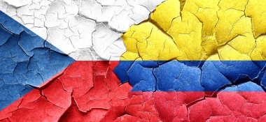 Çekoslovakya bayrak bir grunge Kolombiya bayrağı ile duvar kırık