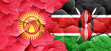Kırgızistan bayrağı bir grunge Kenya bayrağı ile duvar kırık