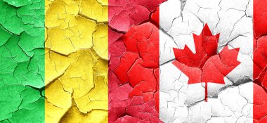 Mali bayrağı bir grunge Kanada bayrağı ile duvar kırık