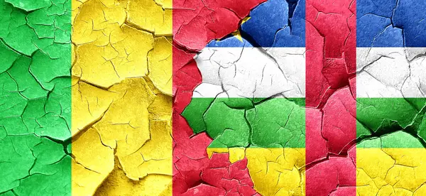 Bandera de Malí con bandera de la República Centroafricana en un grunge agrietado —  Fotos de Stock