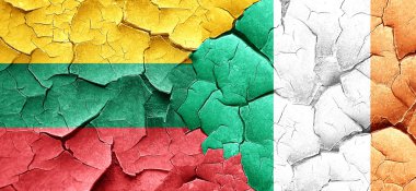 Litvanya bayrağı bir grunge İrlanda bayrağı ile duvar kırık