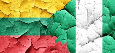 Litvanya bayrağı bir grunge Nijerya bayrağı ile duvar kırık