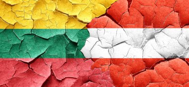 Litvanya bayrağı bir grunge Avusturya bayrağı ile duvar kırık