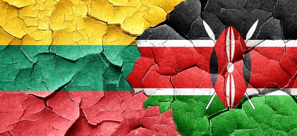 Litva vlajka s Keňa vlajku grunge popraskané zdi — Stock fotografie