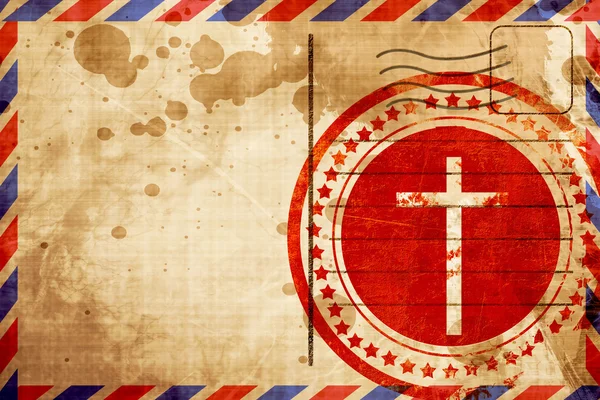 Икона христианского креста, красная марка гранжа на фоне авиапочты — стоковое фото
