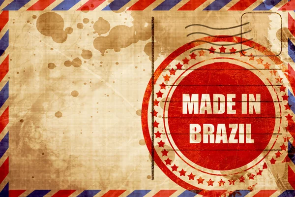 Made in brazil, piros grunge bélyeg egy légipostai háttér — Stock Fotó