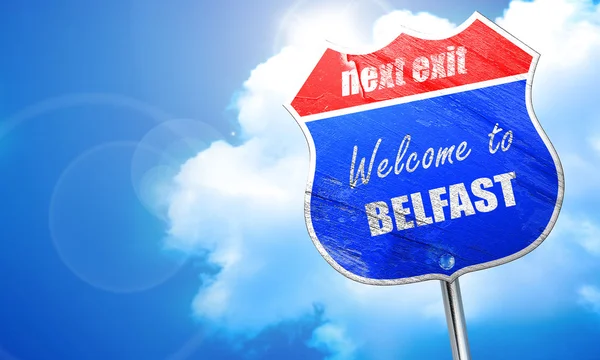 Üdvözöljük belfast, 3d-leképezést, kék utcatábla — Stock Fotó