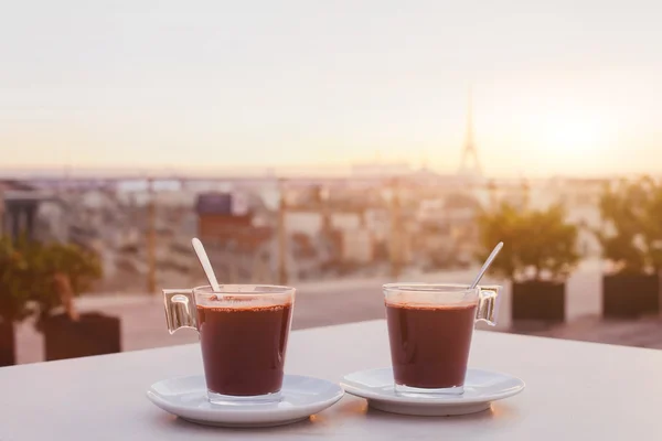 Duas xícaras de chocolate quente — Fotografia de Stock