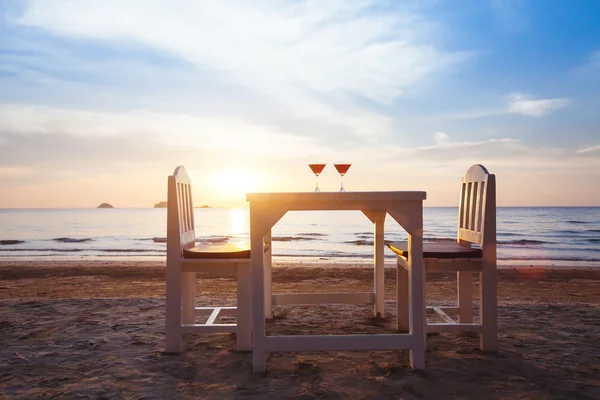 Lussuoso ristorante sulla spiaggia — Foto Stock