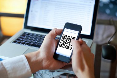 qr kod ile akıllı telefon