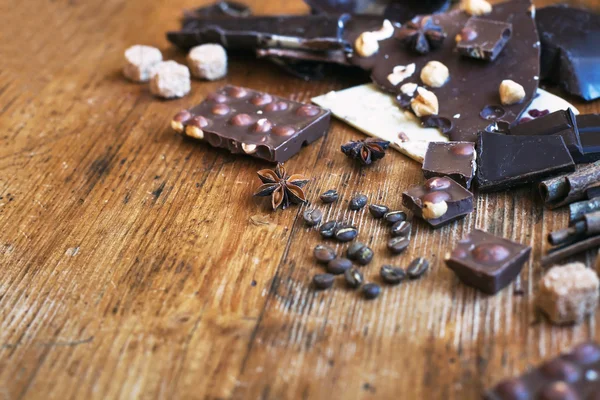 Sabroso surtido de chocolate — Foto de Stock