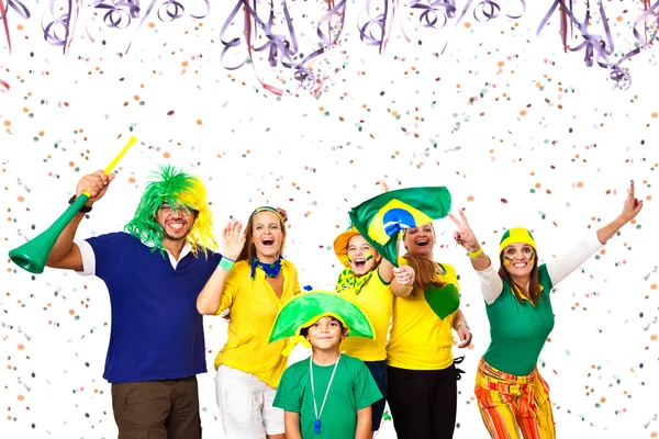 Amici brasiliani godendo di Carnevale tempo — Foto Stock