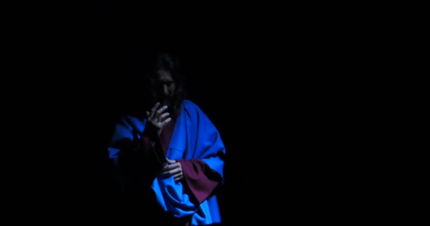 Gueto Jesus rezando — Vídeo de Stock