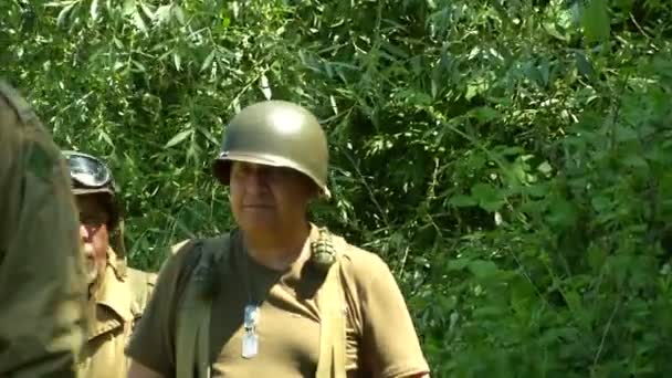 SUA se întâlnesc cu trupele de infanterie la Sainte Marie-du-Mont — Videoclip de stoc