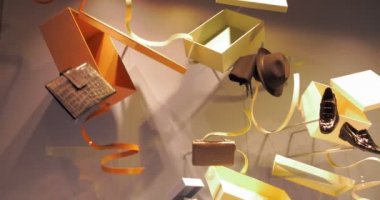 Bir gerçeküstü Dükkanı vitrin bir erkek mankenler