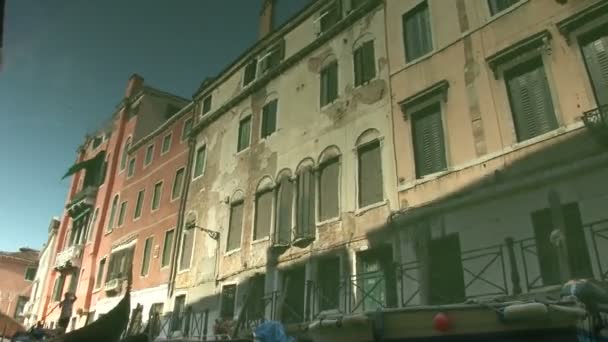 Venedik canal yansıma — Stok video