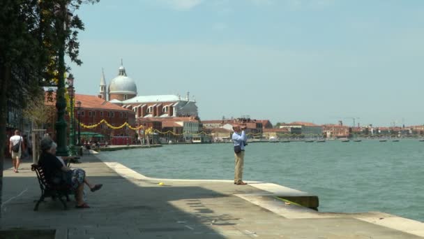 Giudecca i Venezia – stockvideo