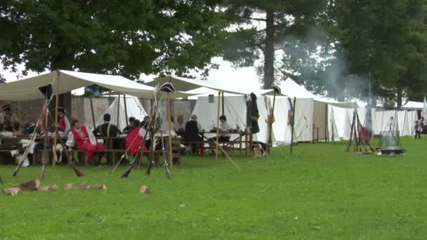 Военный лагерь во время реконструкции Девятилетней войны в Пьемонт-Савойе — стоковое видео