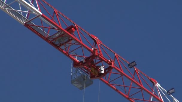 A Construction crane — Stock Video