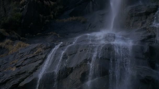 Close up of waterfalls in slow motion — Stock Video