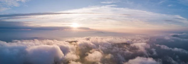 Vista Aérea Nubes Iluminadas Por Sol Cielo — Foto de Stock