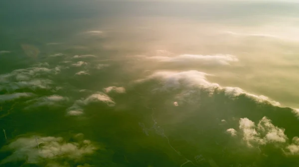 Vista Aerea Nuvole Illuminate Dal Sole Cielo — Foto Stock