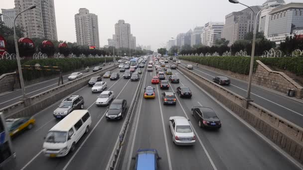 Nattutsikt över bron och staden i Shanghai Kina — Stockvideo