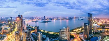 Yüksek rakımlı şehir gece çekimi