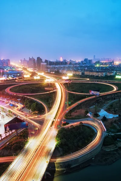 Modern city, a busy overpass — Stock Photo, Image