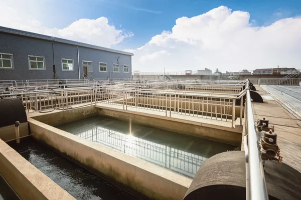 Modern urban wastewater treatment plant. — Stock Photo, Image