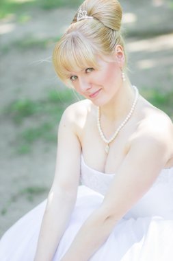 açık havada çok güzel bir gelin