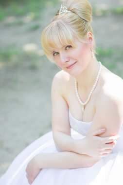 açık havada çok güzel bir gelin