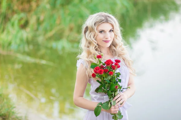 Retrato de mulher beleza — Fotografia de Stock