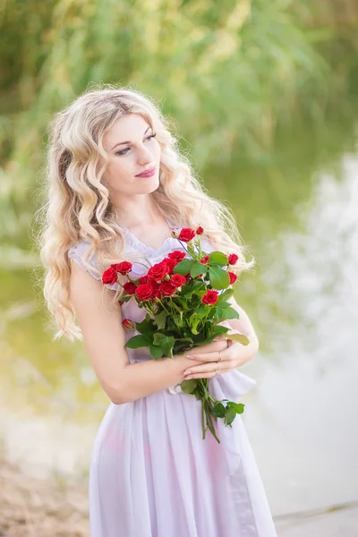 Beauty woman portrait — Stock Photo, Image