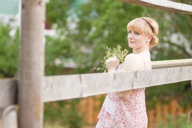 Genç bir kadının portresi