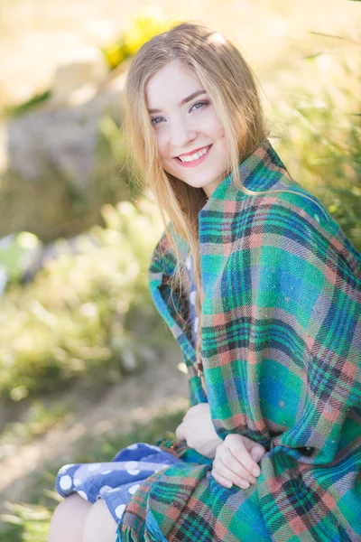 Hermosa mujer feliz —  Fotos de Stock