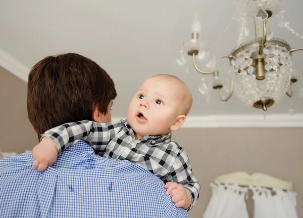 Ortrait heureux père et fils amour paternel — Photo