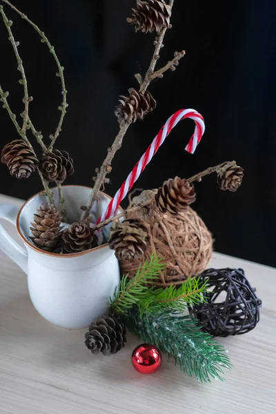 Decoração de Natal com velas — Fotografia de Stock