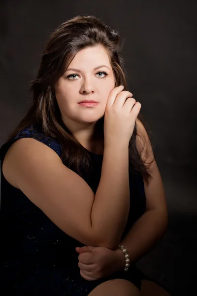 Portrait of beautiful brunette plus size  young  woman — Stock Photo, Image