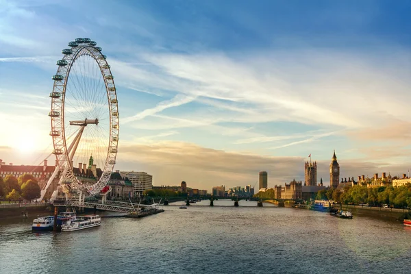 Città di Londra alba — Foto Stock