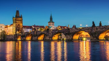 Prag alacakaranlıkta; Çek Cumhuriyeti