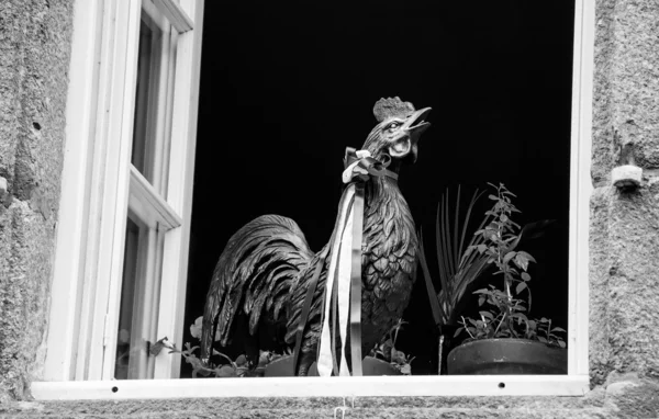 Open window decorated with French rooster figurine — Stock Photo, Image