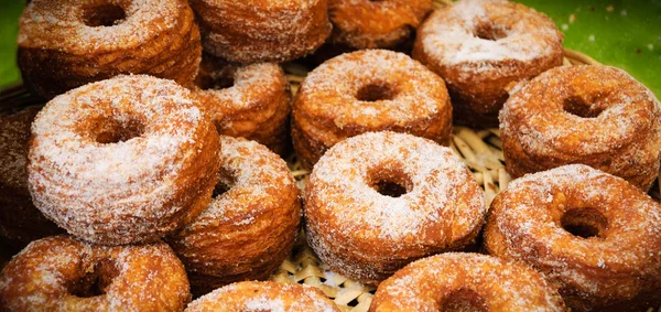 Traditional French puff doughnuts — Stock Photo, Image