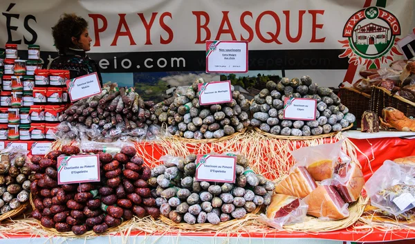 A stall of  Basque sausages at food market. — Stock Photo, Image