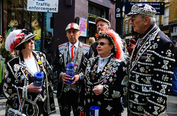 Pearly Kings and Queens raise funds for charity — Stock Photo, Image