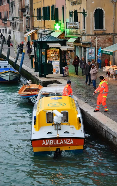 Ambulance emergency boat — Stock Photo, Image