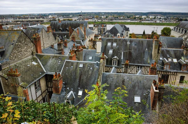 Roofs of the medieval town Blois in Loire valley ( Val de Loire, France) — Stock Photo, Image