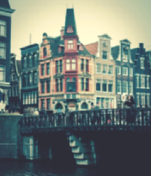 Amsterdam street. Wazig getinte foto. — Stockfoto