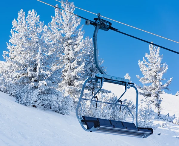 Lanovka pro lyžování — Stock fotografie