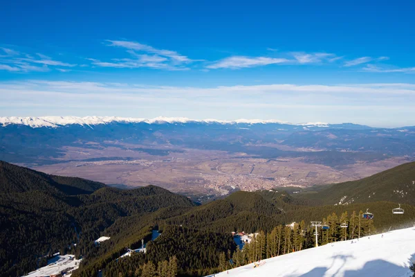 Stoeltjeslift voor skiën — Stockfoto